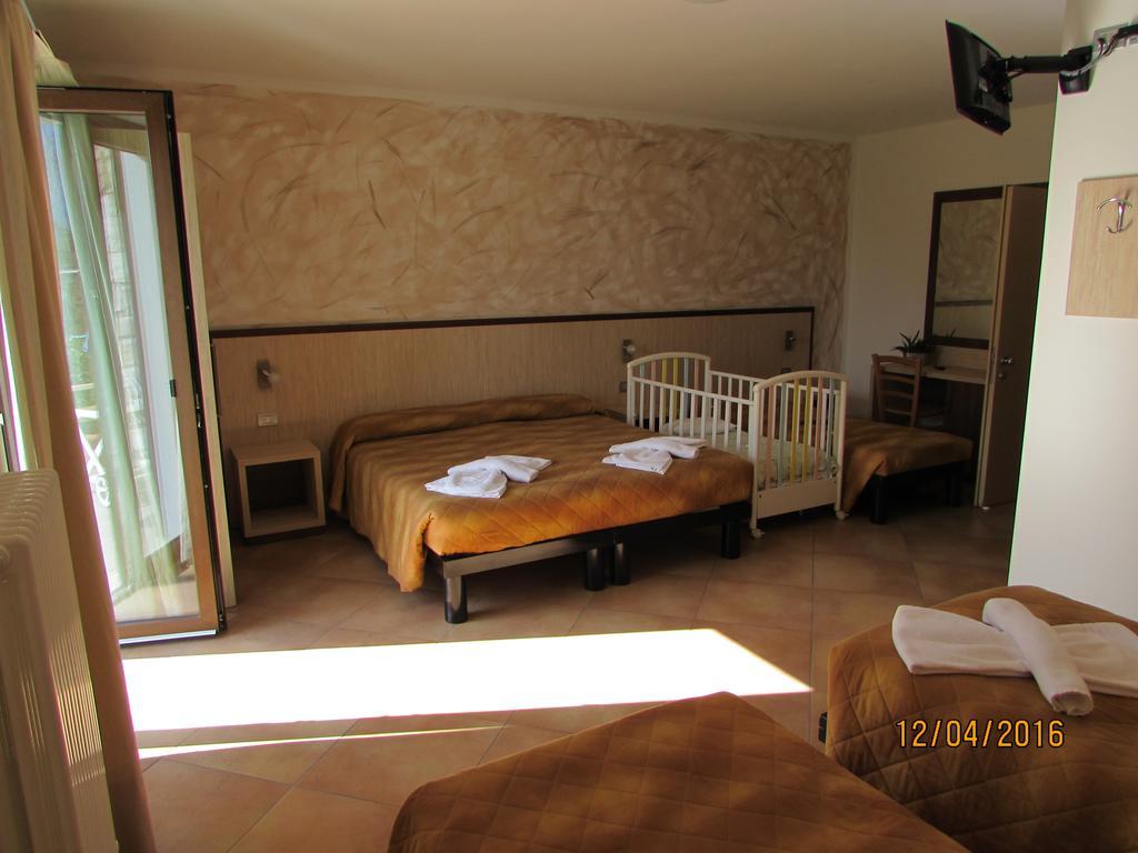 Agritur Arcosole B&B Camping Exterior photo